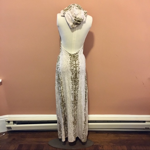 Snake Skin Backless Dress w/Hood - Picture 3 of 8